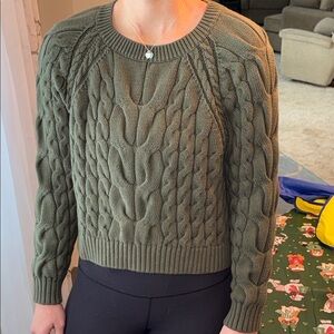 Express green cropped Cable Knit Sweater cozy business casual classic fitted